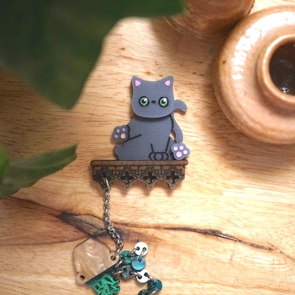 Little Rascal  Brooch by Lost Kiwi Designs (Sooty)